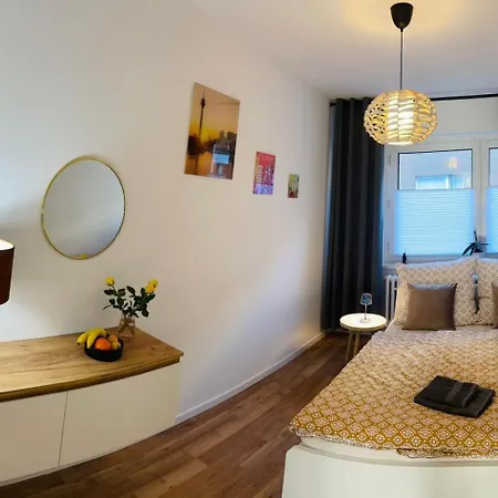 Sunny Apartment Dusseldorf