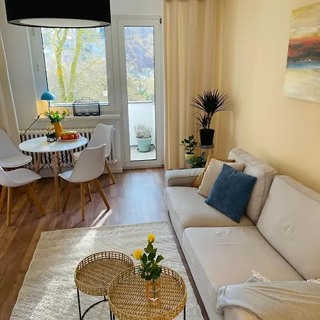 Sunny * 杜塞尔多夫