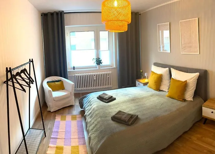 Sunny Apartment Dusseldorf